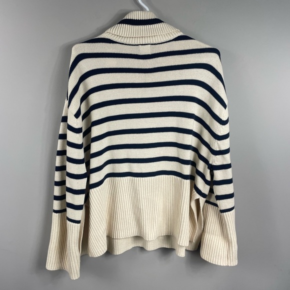 GAP the viral stripe sweater - Picture 7 of 10